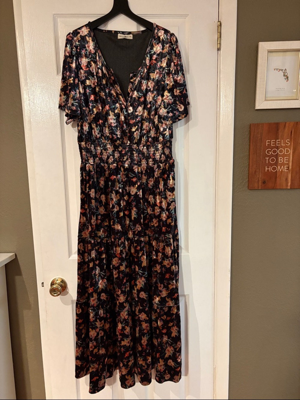 NATURAL LIFE Black Floral V-Neck Smocked Maxi Dress